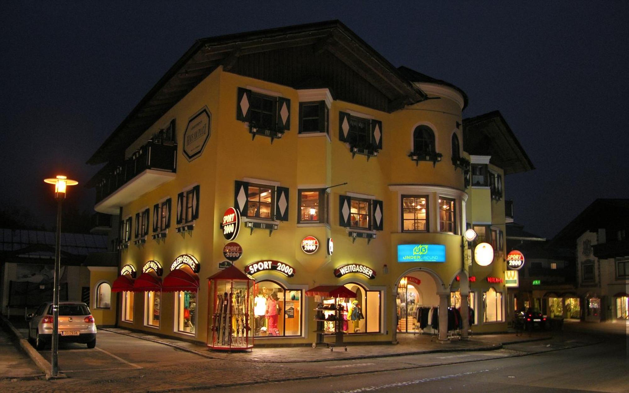 Haus Am Platz - Weitgasser Altenmarkt im Pongau Exterior photo